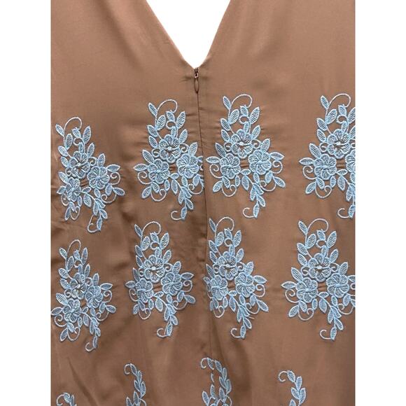 Free the Roses Floral Embroidered Chiffon Mini Dress Small Nude Blue NWT - Picture 2 of 10